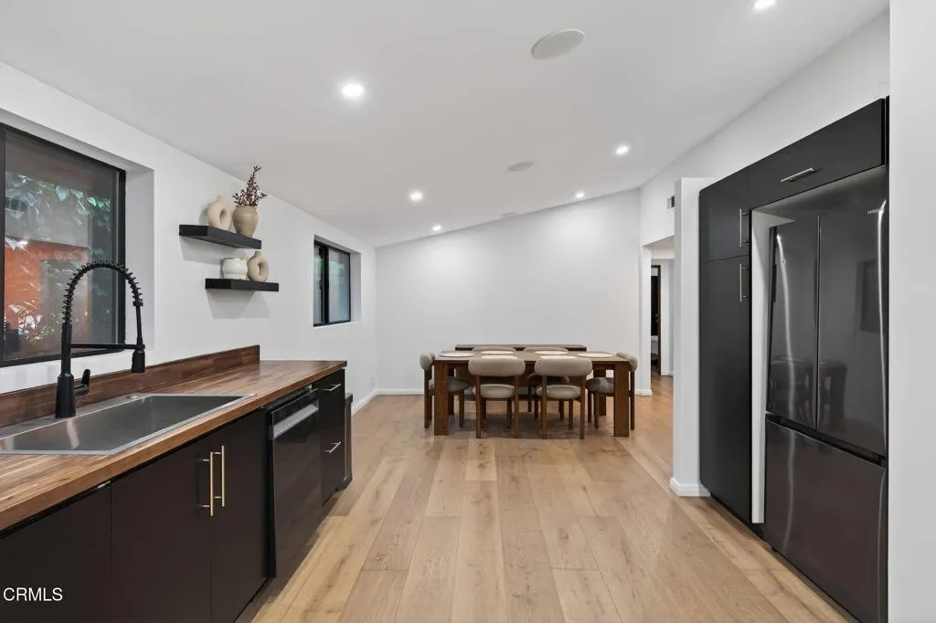 Additional image 20 of 22261 Ybarra Road, Woodland Hills, CA 91364
