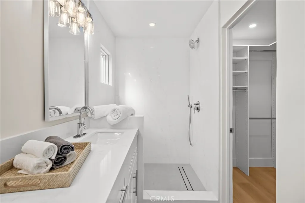 Additional image 63 of 359 Ravello Lane, Costa Mesa, CA 92627