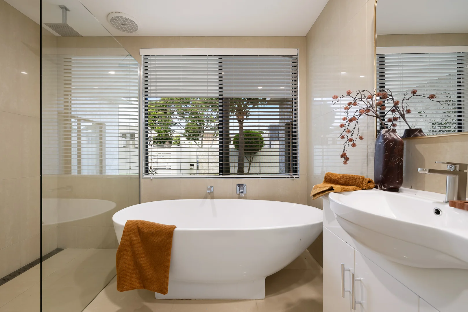 Additional image 17 of 19 Key West, Broadbeach Waters QLD 4218