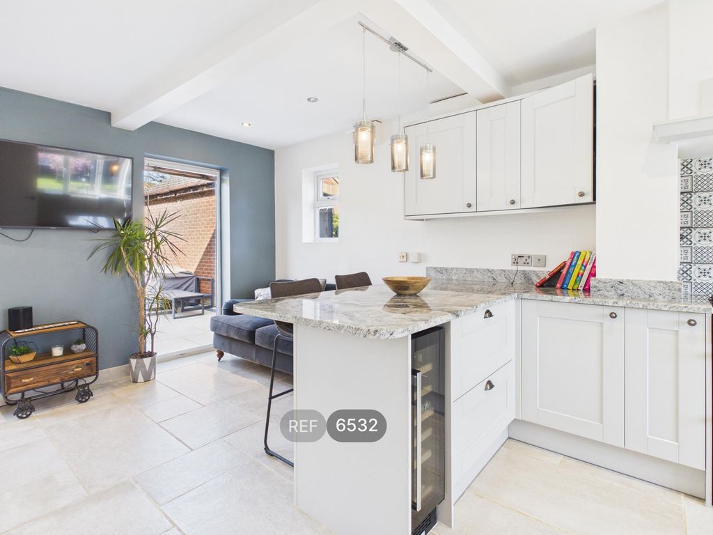 Additional image 5 of 4 bed detached house to rentPelham Close, Beverley HU17