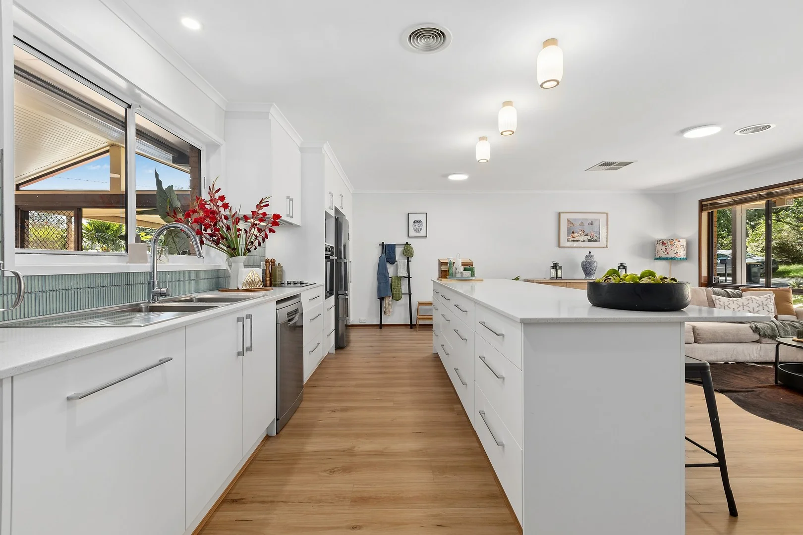 Additional image 4 of 51 Vagabond Crescent, McKellar ACT 2617