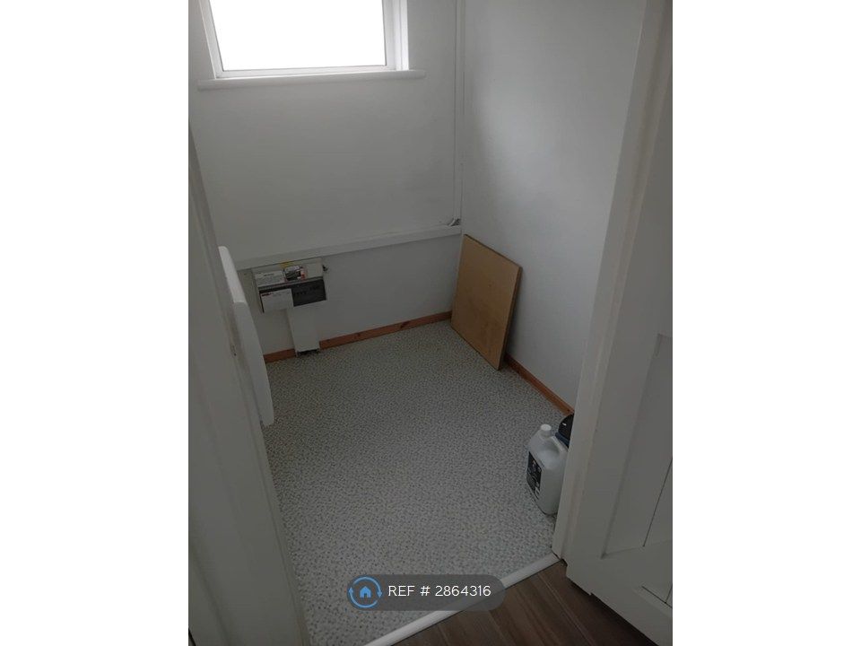Additional image 5 of 2 bed flat to rentPontrhydyfen, Port Talbot SA12