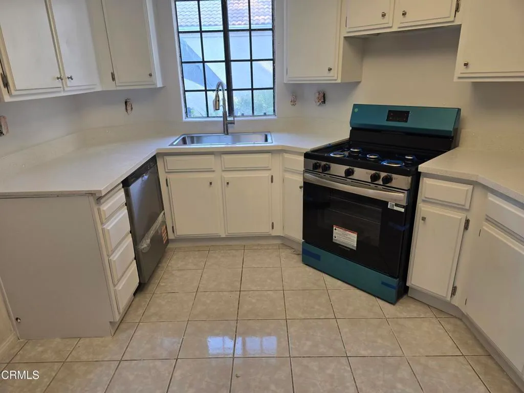 8541 Creekside Place, Rancho Cucamonga, CA 91730 photo 5
