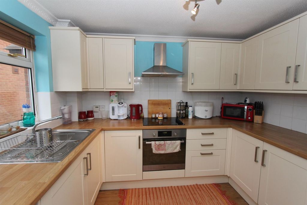 Additional image 2 of 2 bed terraced house to rentBurghley Court, Stamford PE9