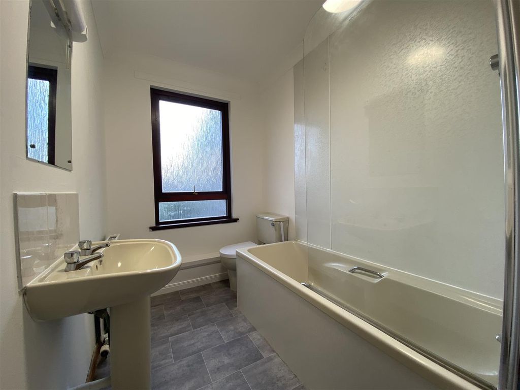 Additional image 8 of 2 bed flat to rentDunkeld Road, Perth PH1