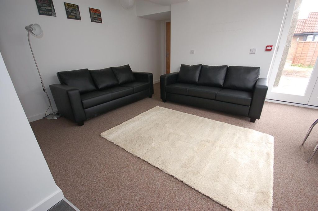 Additional image 5 of Room to rentHowden Hall Road, Edinburgh EH16