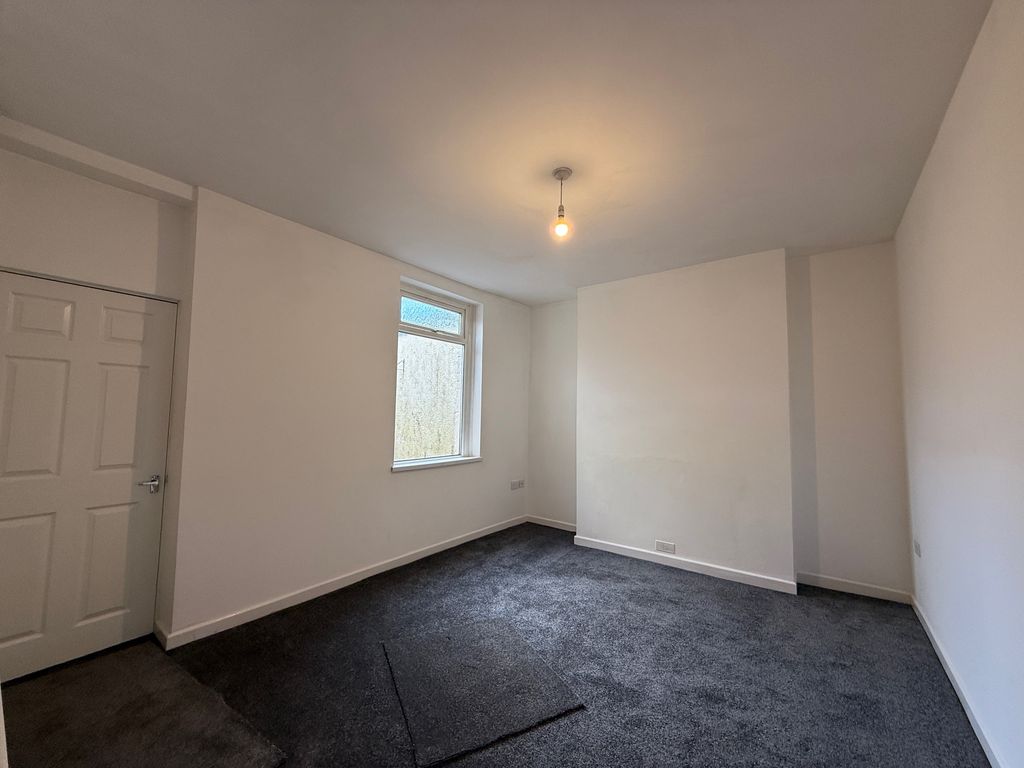 Additional image 2 of 3 bed terraced house to rentVivian Terrace, Port Talbot SA12