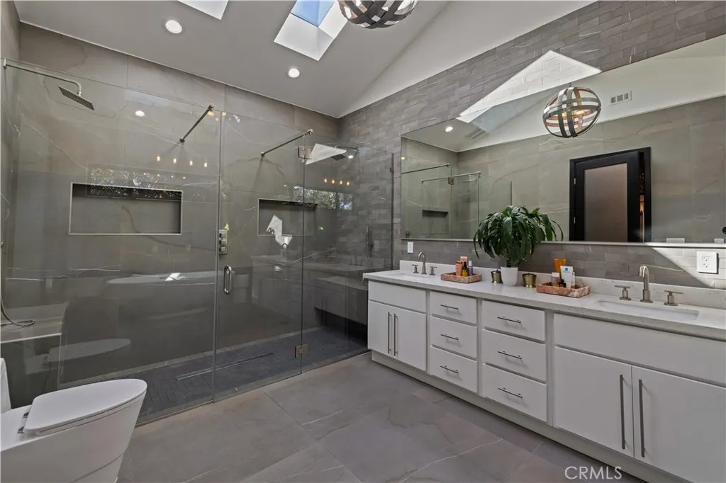 Additional image 14 of 17929 Martha Street, Encino, CA 91316