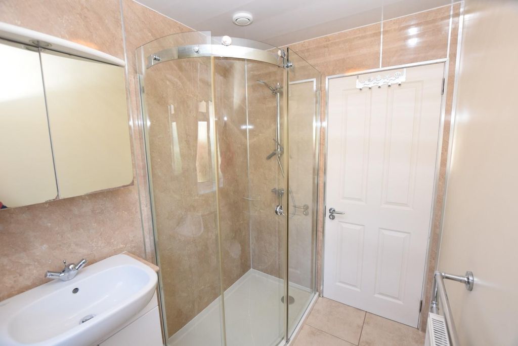 Additional image 8 of 2 bed bungalow to rentViewlands Road West, Perth PH1