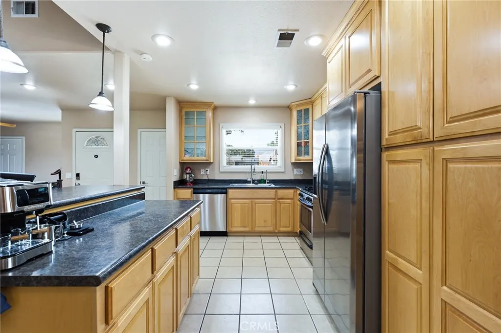 Additional image 10 of 226 Hartzell Avenue, Redlands, CA 92374