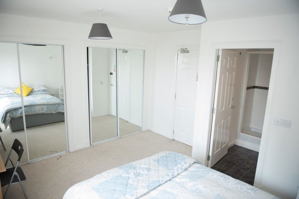 Additional image 13 of 4 bed semi-detached house to rentLawson Place, Dundee DD3