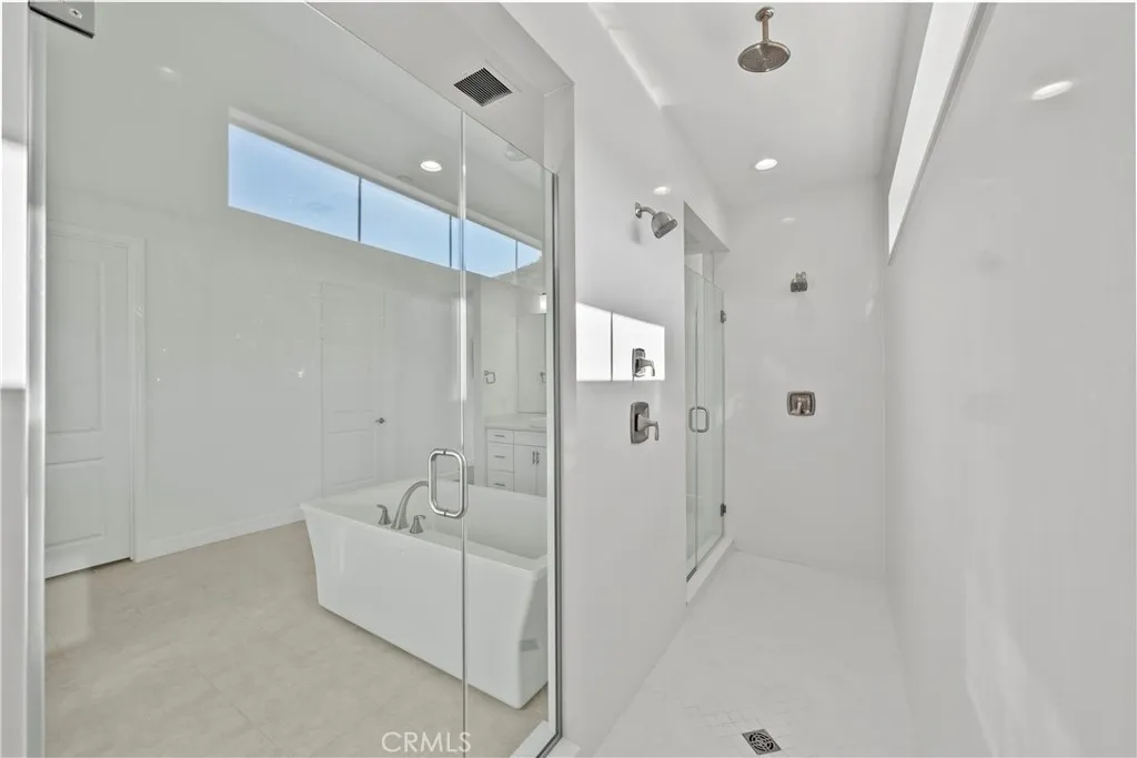 Additional image 19 of 8327 N Mariposa Court, Canoga Park, CA 91304