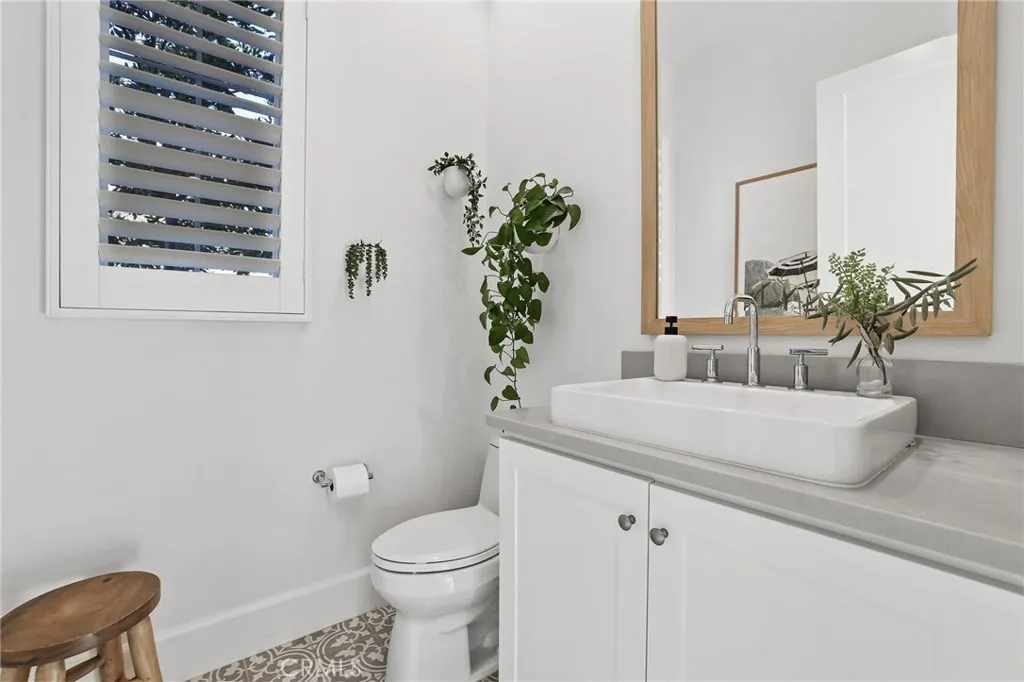 Additional image 91 of 103 Vigna, Irvine, CA 92602