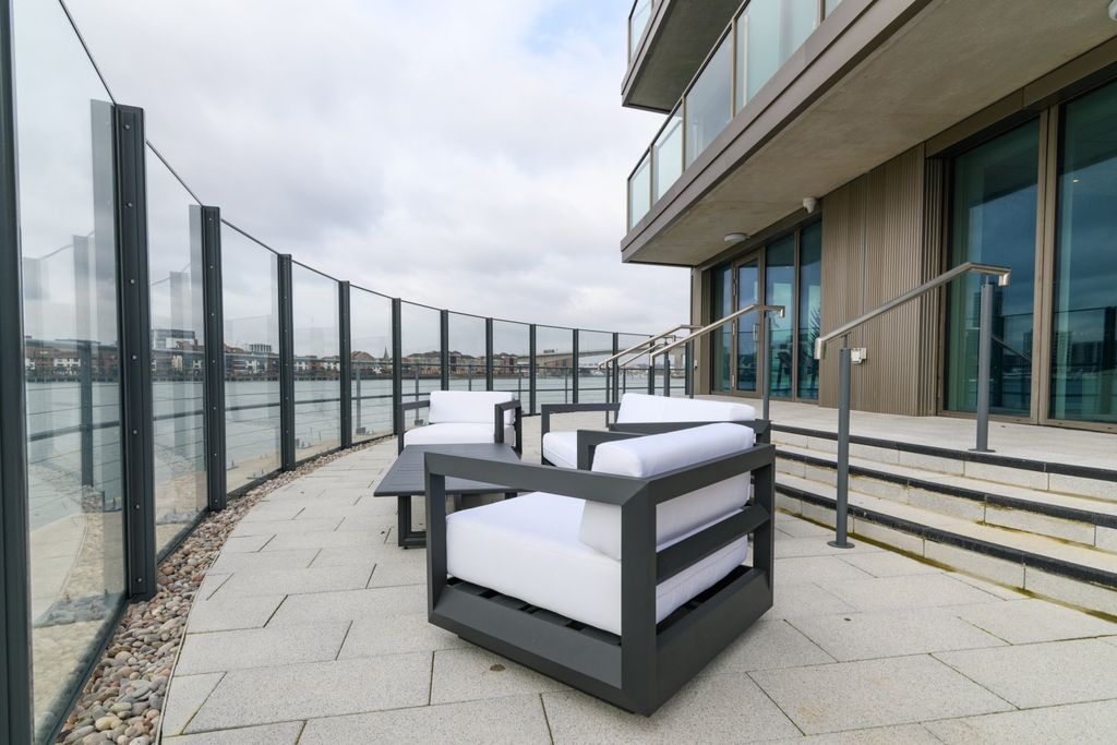 Additional image 11 of 2 bed flat to rentCentenary Plaza, Southampton SO19