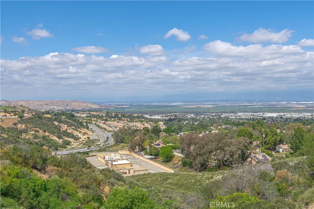 Additional image 31 of 2552 Avenida Del Vista Unit 204, Corona, CA 92882