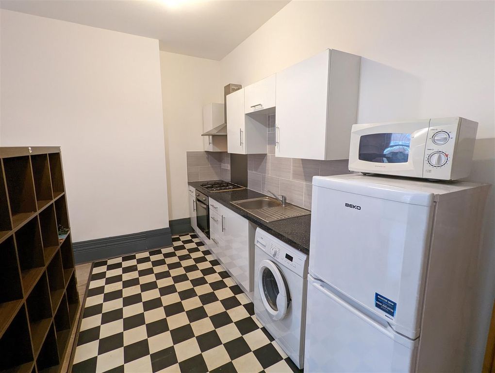 Additional image 2 of 1 bed flat to rentVictoria Road, Darlington DL1