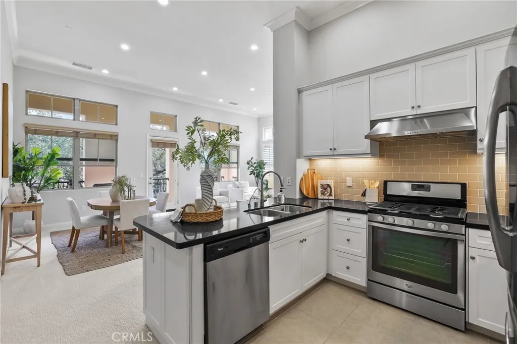 Additional image 54 of 67 Kempton, Irvine, CA 92620
