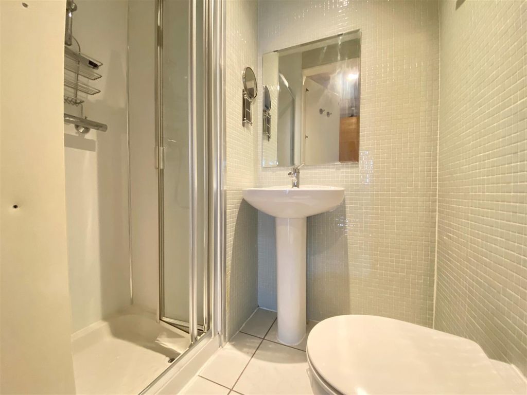 Additional image 10 of 2 bed flat to rentThe Boxworks, Worsley Street, Manchester M15