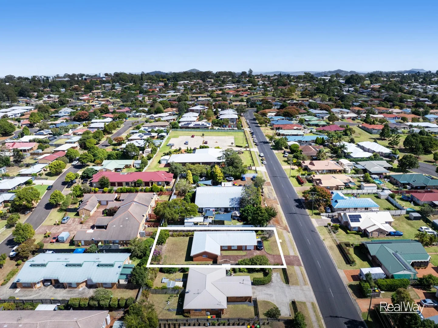 Additional image 9 of 2/330 Spring Street, Kearneys Spring QLD 4350