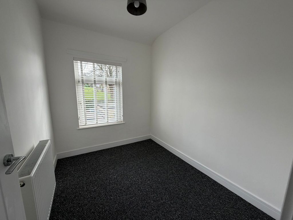 Additional image 10 of 3 bed property to rentWallace Road, Neath, Neath Port Talbot. SA11