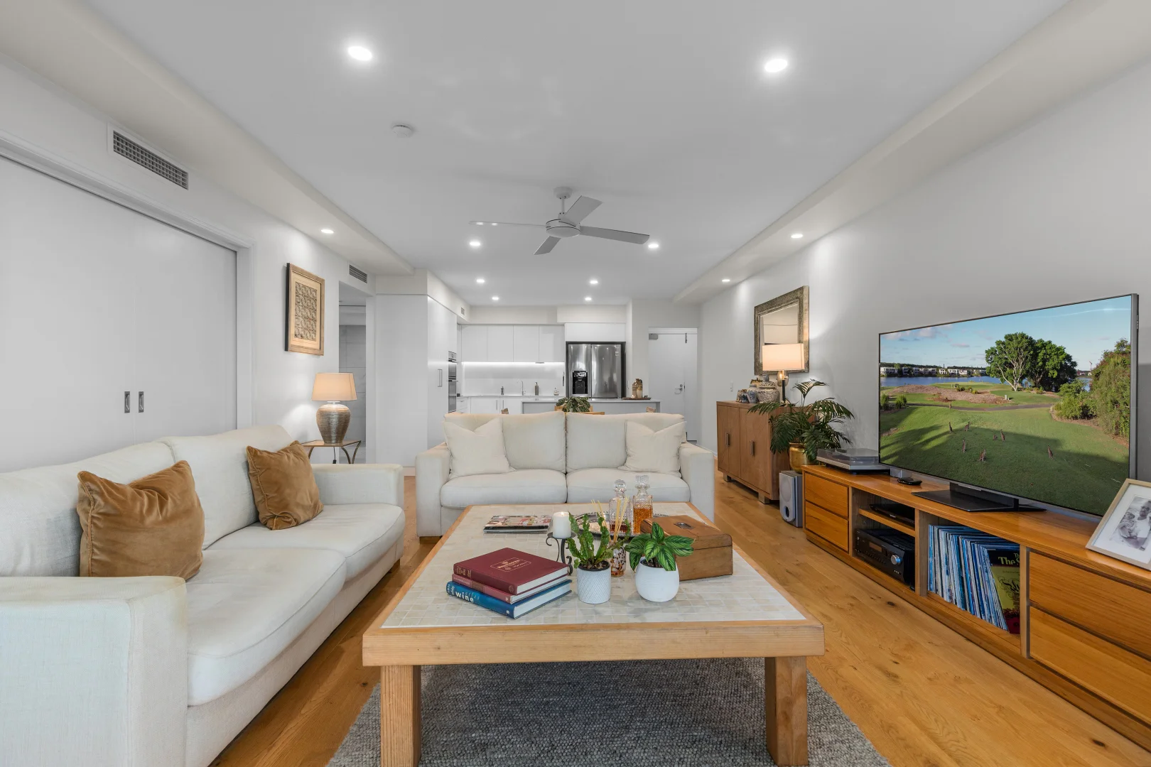 Additional image 8 of 8429 Magnolia Drive East, Hope Island QLD 4212