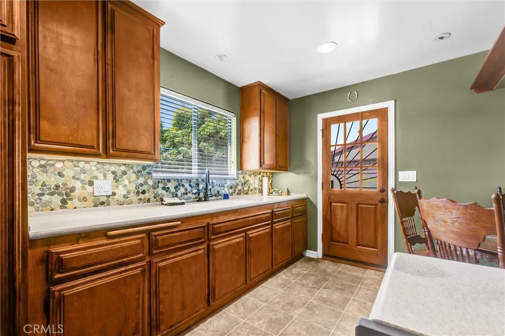 Additional image 13 of 626 W Martinshire St, Carson, CA 90745