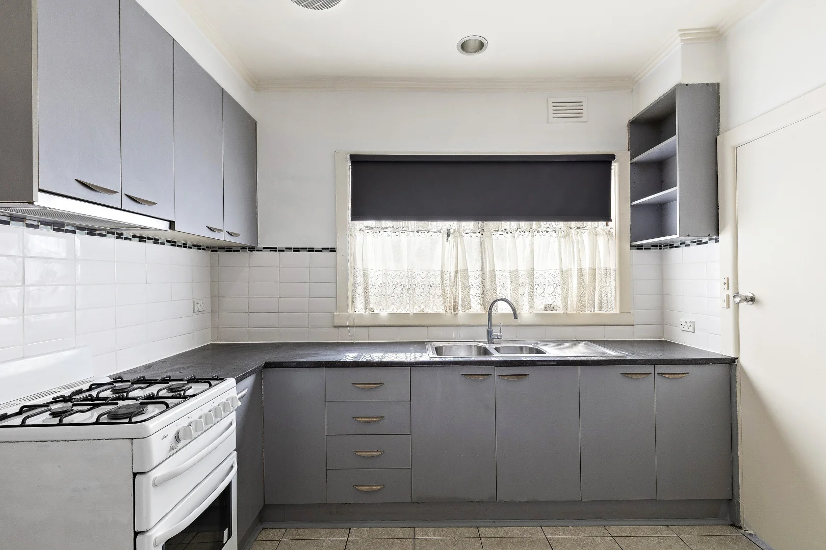 Additional image 5 of 1/8 Wheatsheaf Road, Glenroy VIC 3046