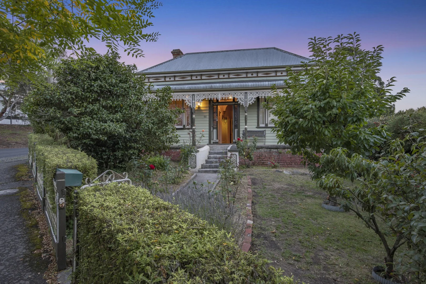 66 Rowe Street, Black Hill VIC 3350