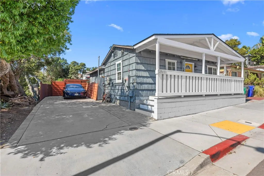 Additional image 6 of 2748 30th Street, San Diego, CA 92104
