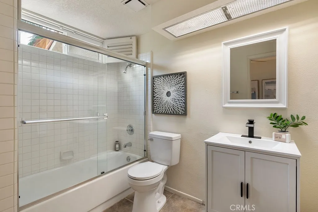 Additional image 108 of 368 Oakmont Dr, Palm Desert, CA 92211