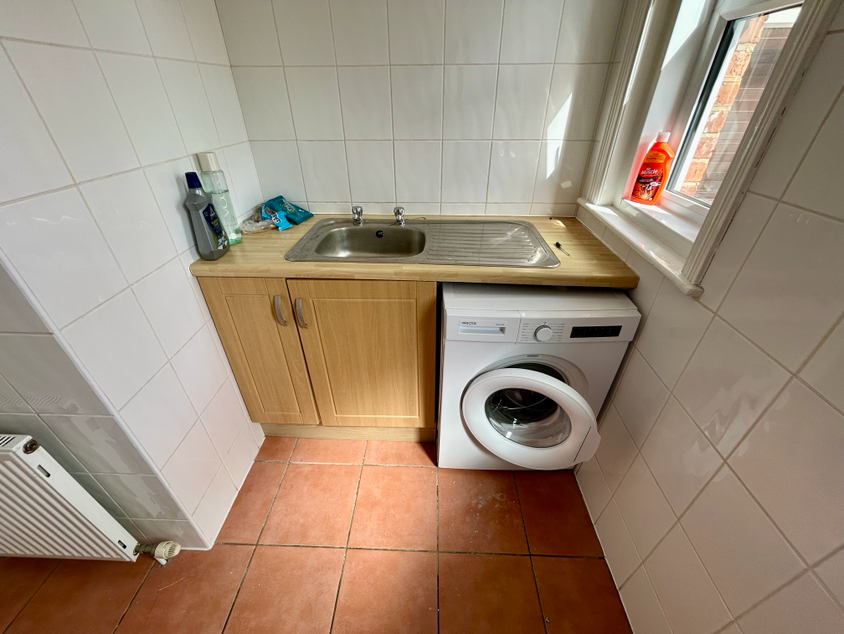 Additional image 4 of Room to rentWindsor Road, Bournemouth BH5