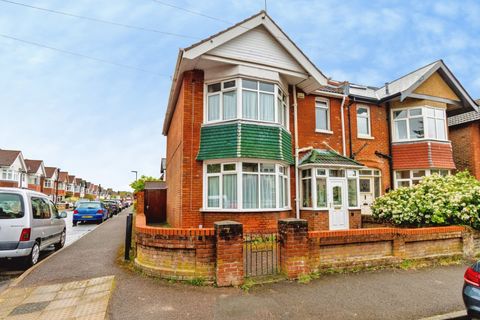 Twyford Avenue, Upper Shirley, Southampton, Hampshire SO15