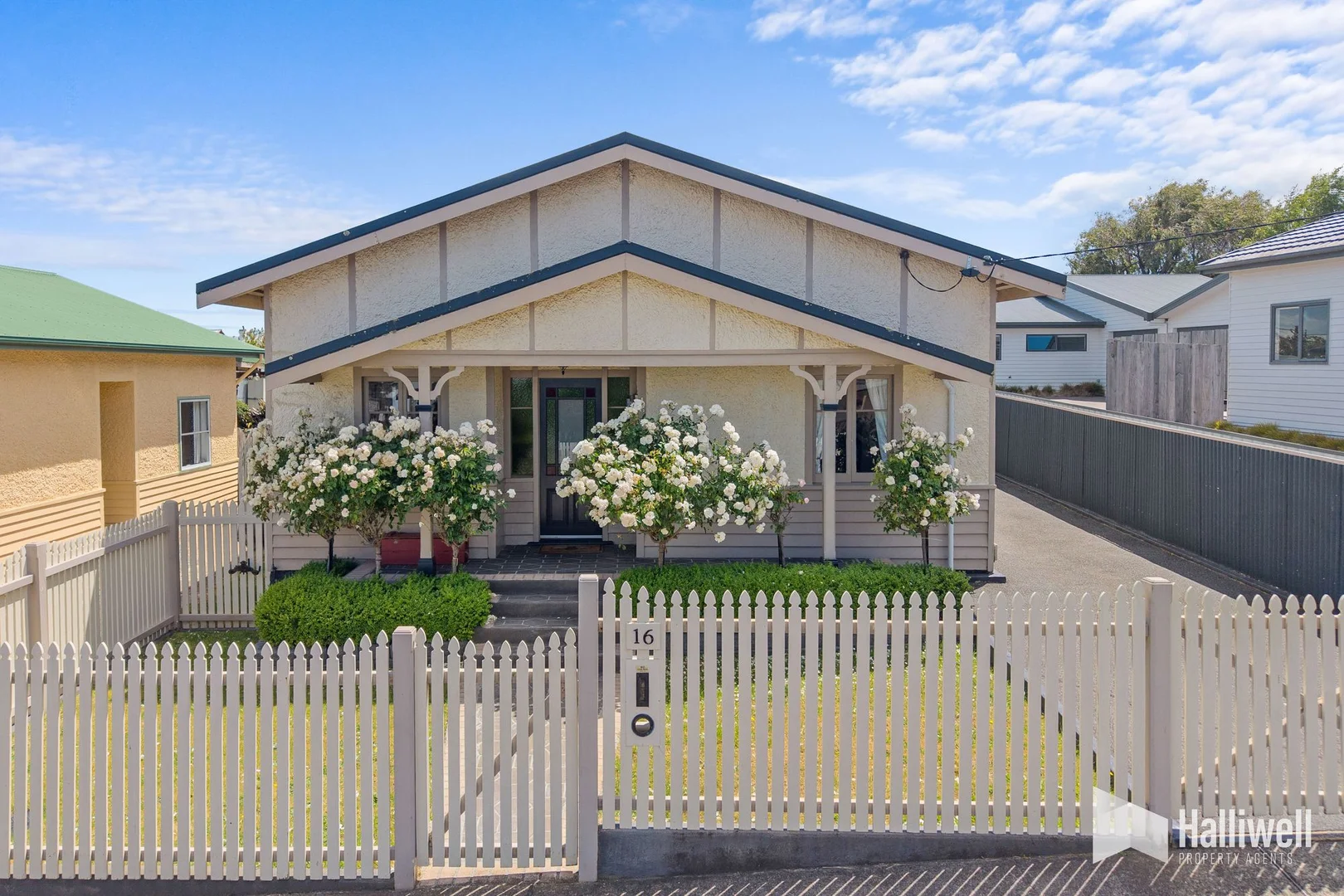 16 Henry Street, Devonport TAS 7310
