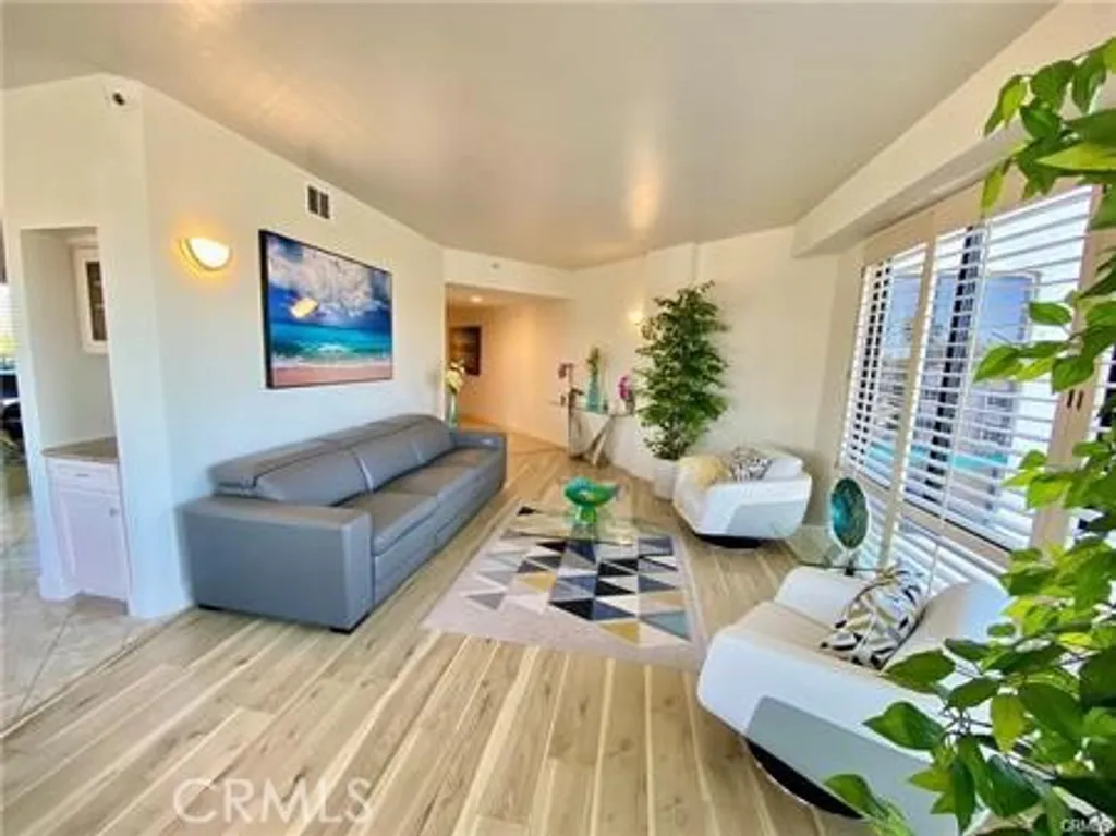 Additional image 17 of 1310 E Ocean Boulevard, Long Beach, CA 90802