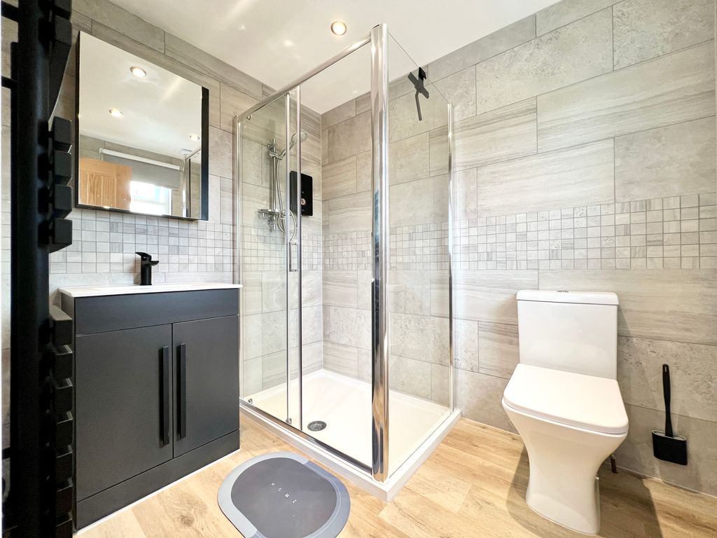 Additional image 7 of Room to rentPark Road, Ilford IG1