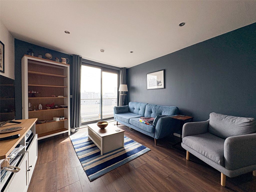 Additional image 2 of 2 bed flat to rentCornhill, Liverpool, Merseyside L1