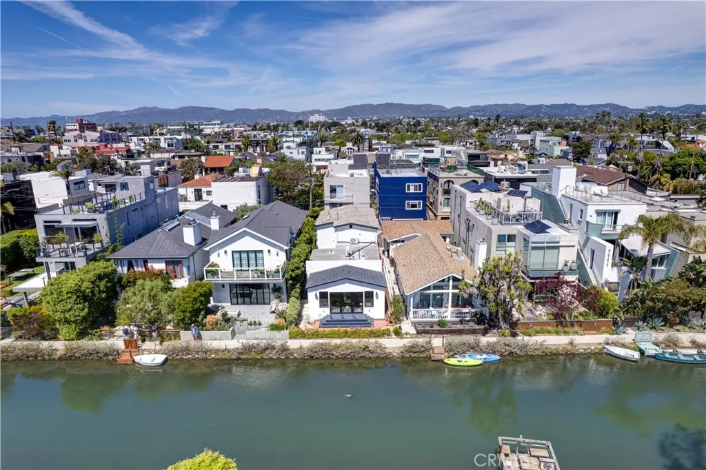 Additional image 42 of 223 Howland Canal Ct, Venice, CA 90291