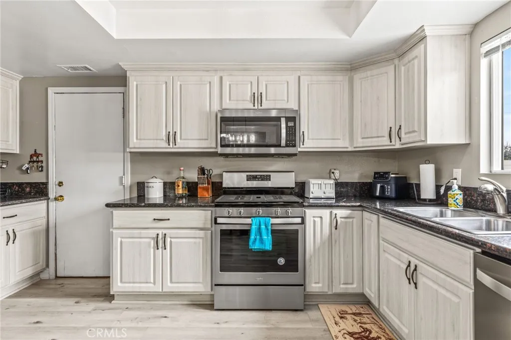 Additional image 16 of 3998 Bluff St, Norco, CA 92860