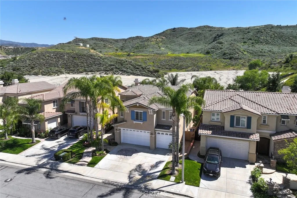 Additional image 119 of 17526 Dove Willow Street, Canyon Country, CA 91387