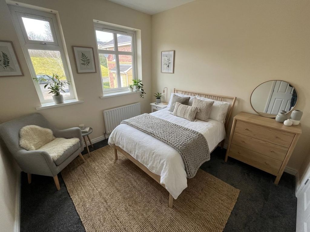Additional image 5 of 3 bed terraced house to rentGlenburn Manor, Dunmurry BT17