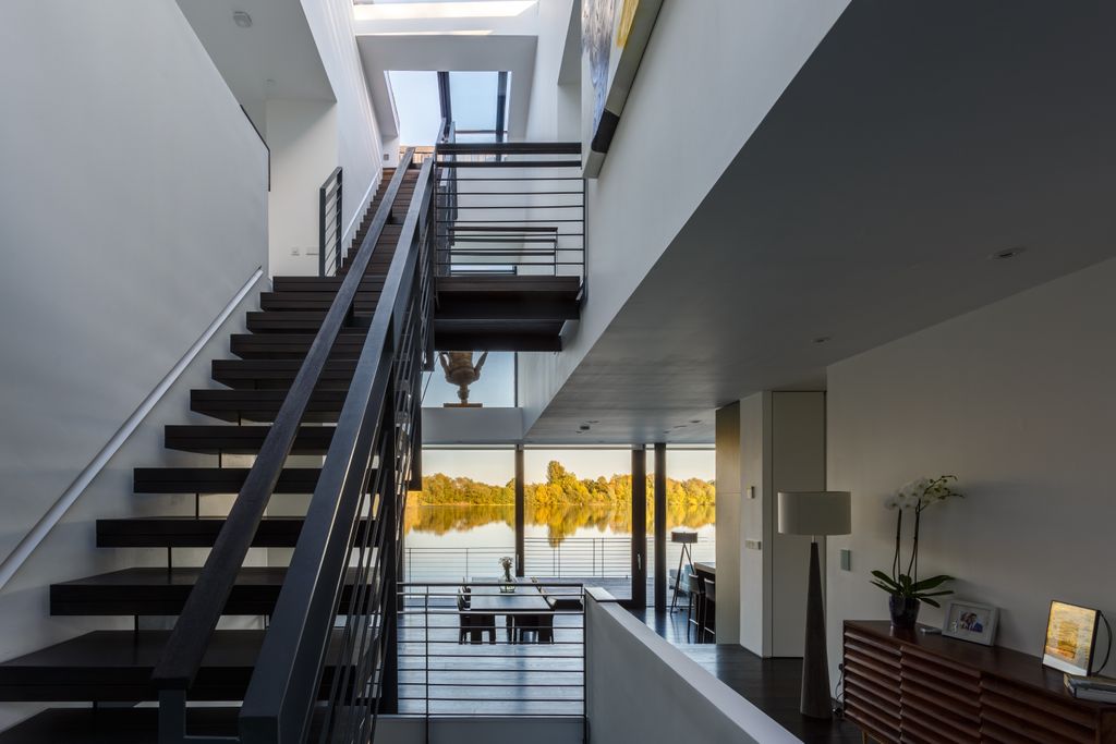 Additional image 16 of 4 bed villa to rentThe Glasshouse, 2 Huntsmans Causeway, Coln Waters, Lechlade, Gloucestershire GL7
