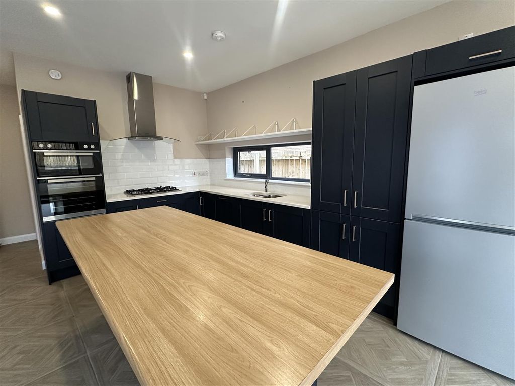 Additional image 7 of 4 bed detached house to rentRockland View, Ballyclare BT39