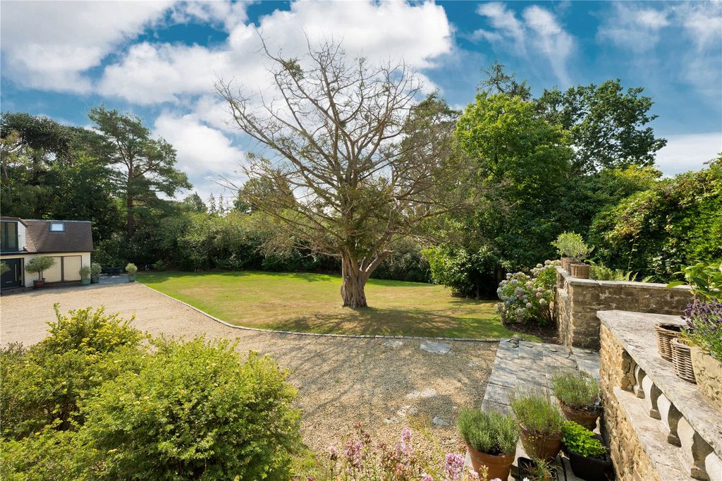 Additional image 24 of 8 bed detached house to rentYaffle Road, Weybridge KT13