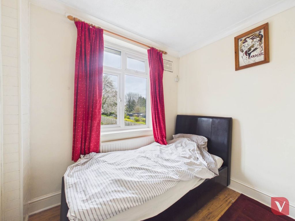 Additional image 9 of 3 bed end terrace house to rentPoynters Road, Luton LU4