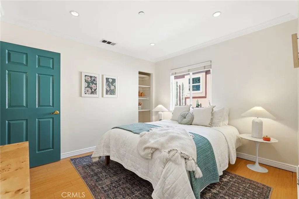 Additional image 24 of 435 Eton Drive, Burbank, CA 91504
