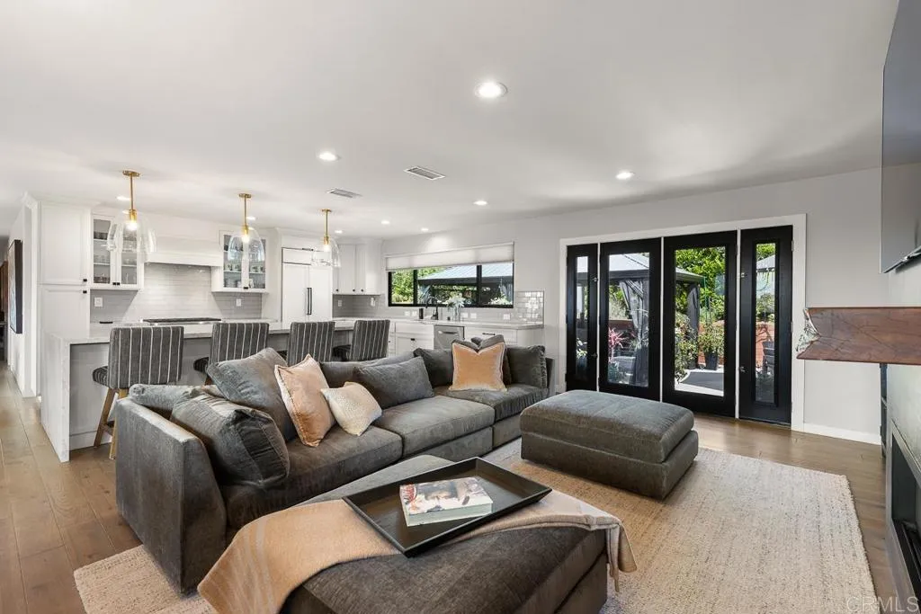 Additional image 52 of 8675 Glenwick Lane, La Jolla, CA 92037
