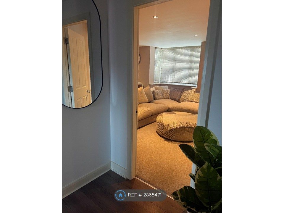 2 bed flat to rentDuncroft, Harrogate HG1 photo 3