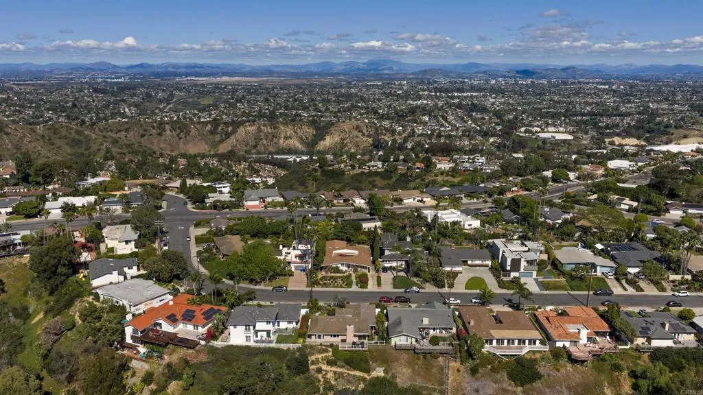 Additional image 128 of 5958 Sagebrush Road, La Jolla, CA 92037