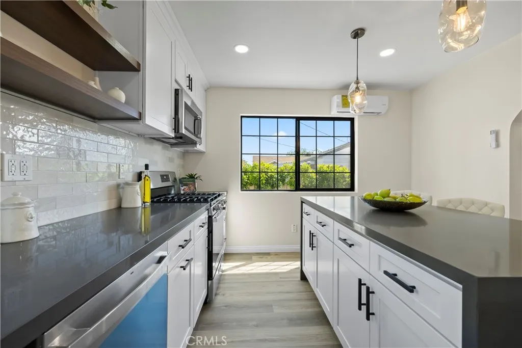Additional image 5 of 1019 S Hickory St, Santa Ana, CA 92701
