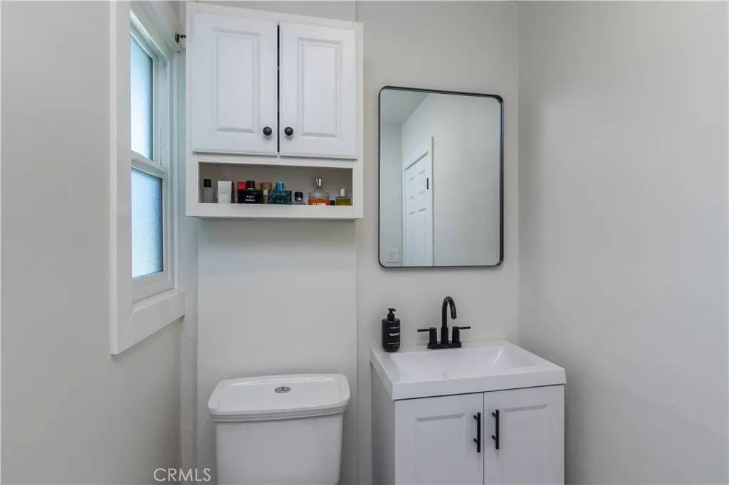 Additional image 49 of 23265 Sylvan St, Woodland Hills, CA 91367